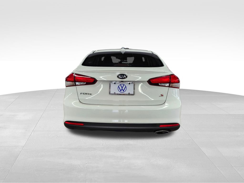 Used 2018 Kia Forte S w/ S Technology Plus Package FWD image 5