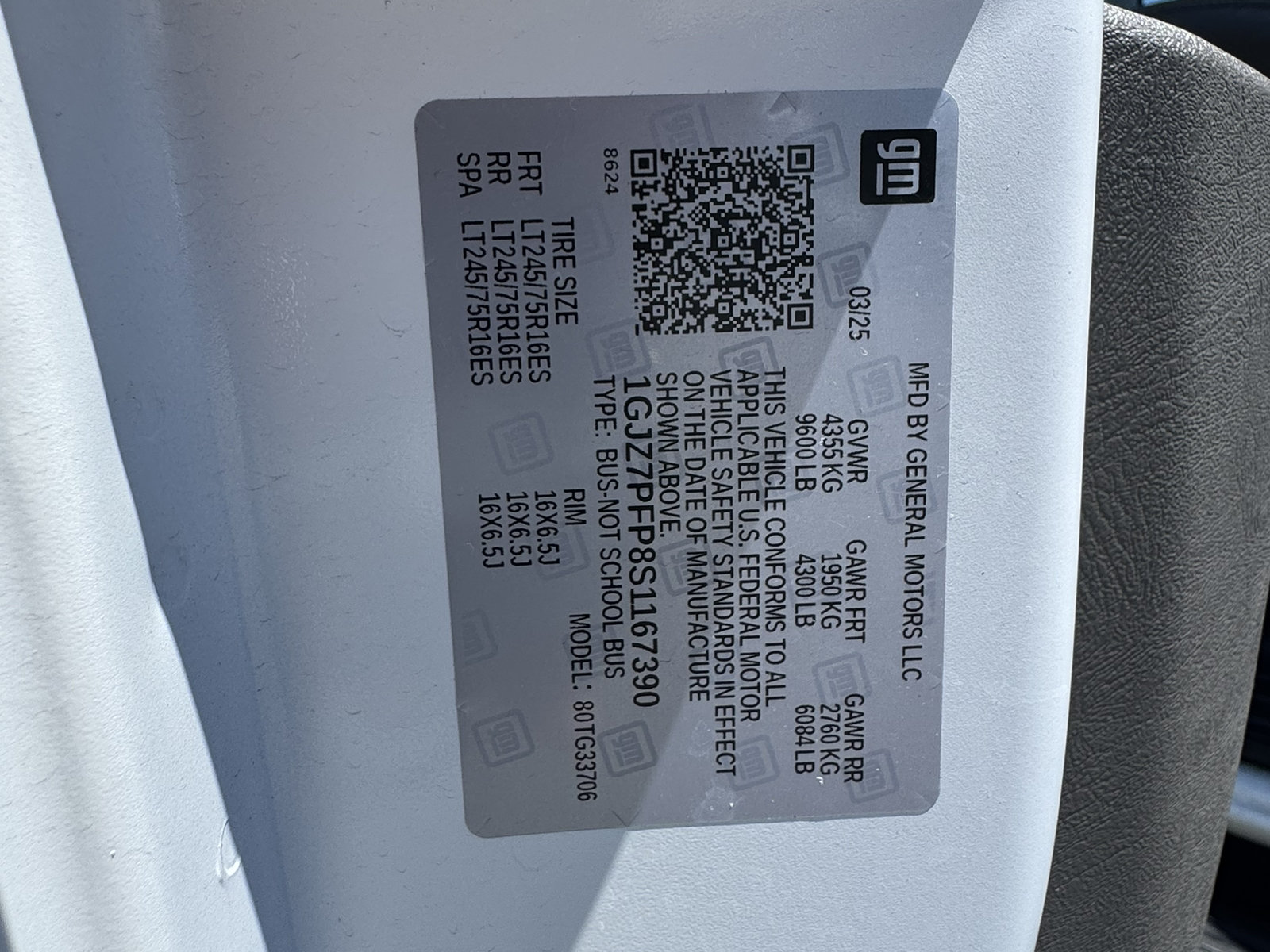 Used 2025 GMC Savana 3500 LT w/ LT Preferred Equipment Group RWD image 30