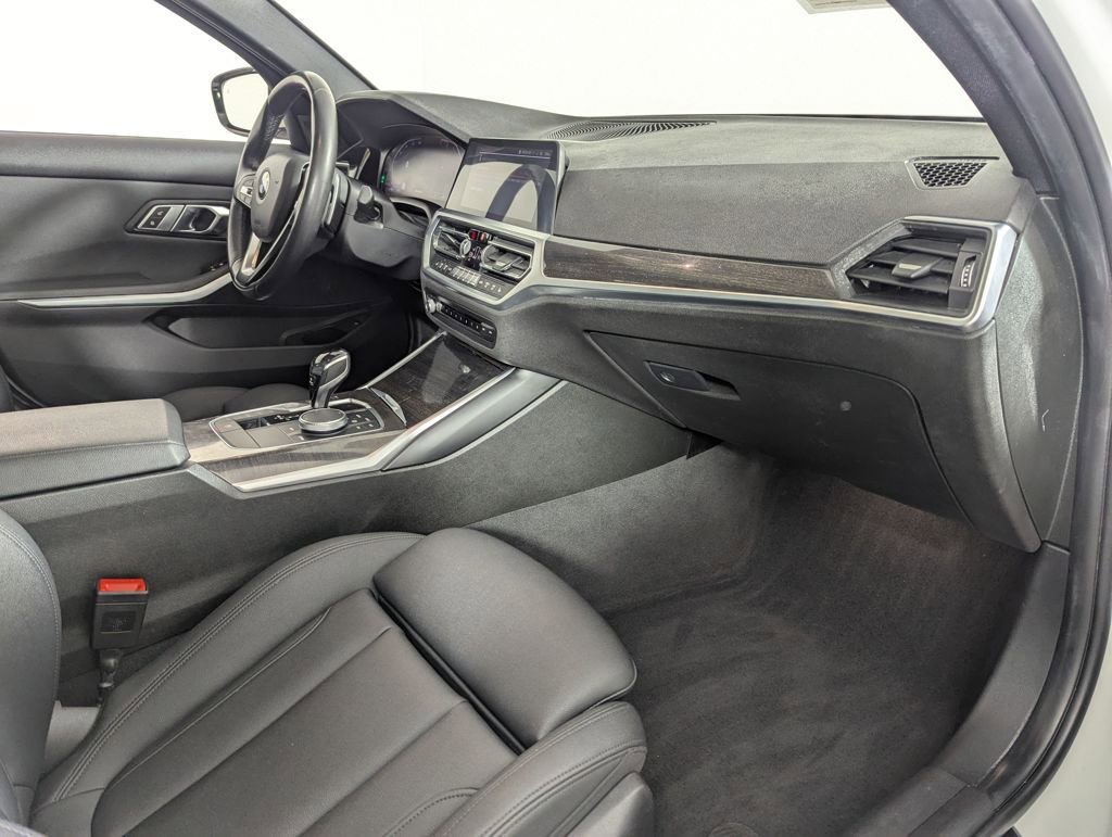 Used 2020 BMW 330i Sedan w/ Convenience Package image 37