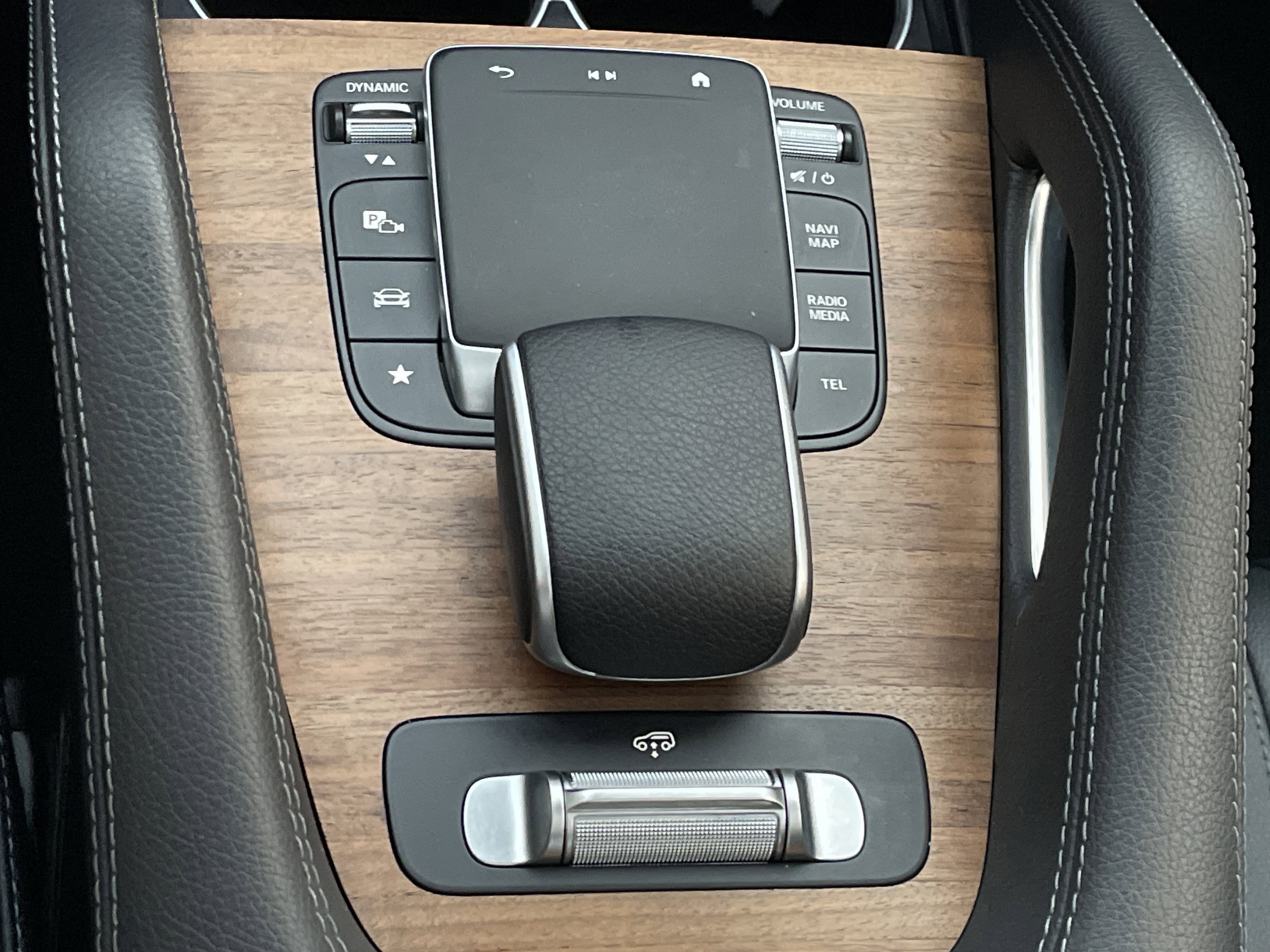 Certified 2024 Mercedes-Benz GLS 450 4MATIC image 37