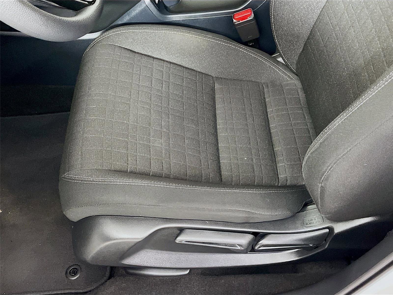 Used 2023 Honda HR-V LX image 23
