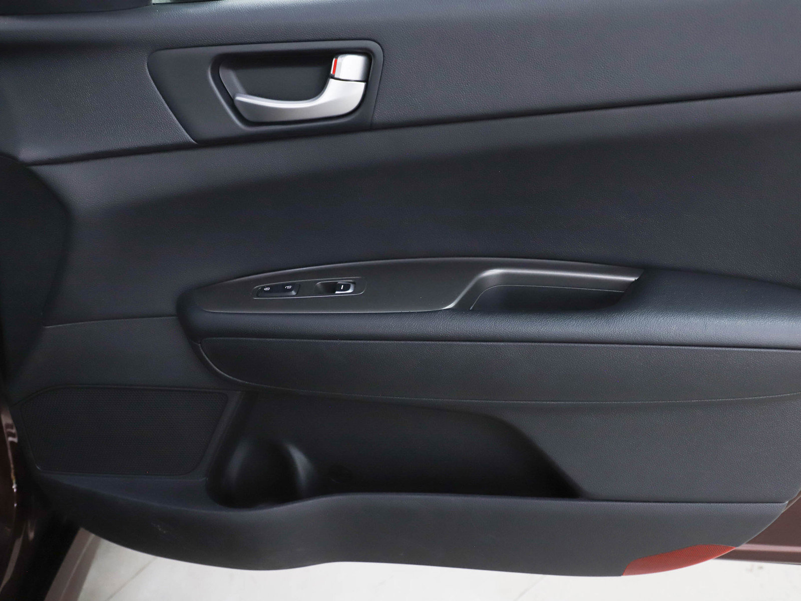 Used 2020 Kia Optima LX image 9