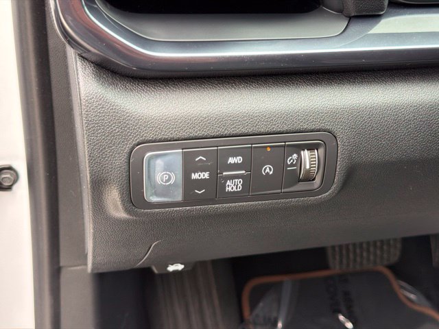 Used 2026 GMC Terrain AT4 AWD/4WD image 24