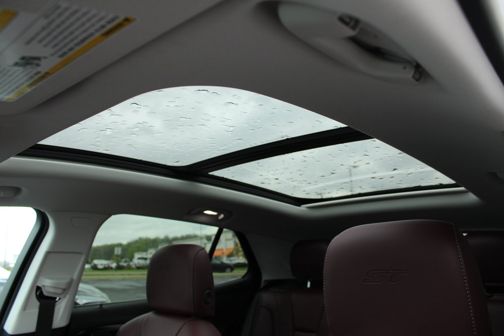 New 2025 Buick Envision Sport Touring image 18