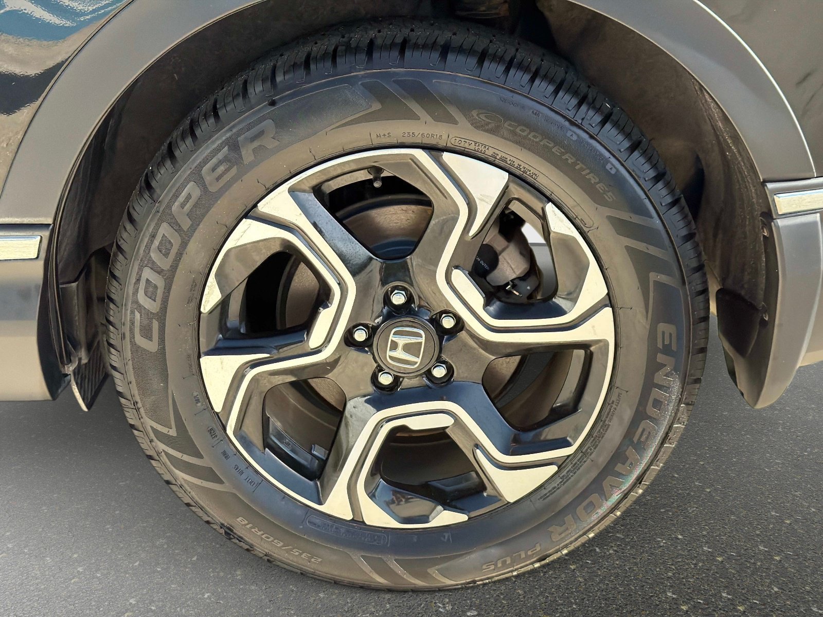 Used 2018 Honda CR-V Touring image 9
