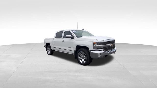 Used 2018 Chevrolet Silverado 1500 LTZ w/ Sport Package image 2