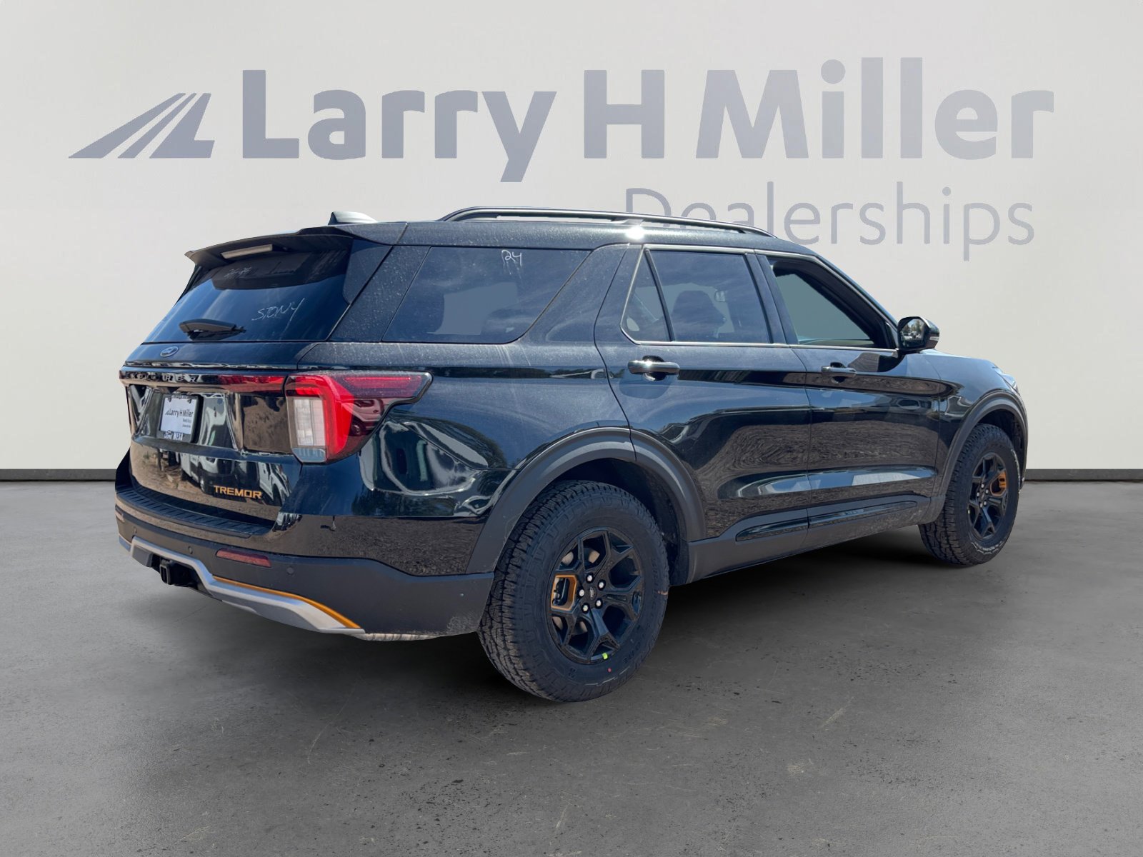 New 2026 Ford Explorer Tremor w/ Tremor Ultimate Package image 5