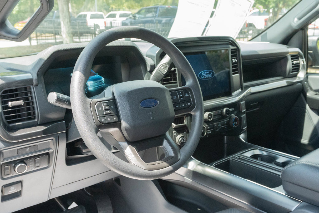 Used 2025 Ford F150 STX AWD/4WD image 16