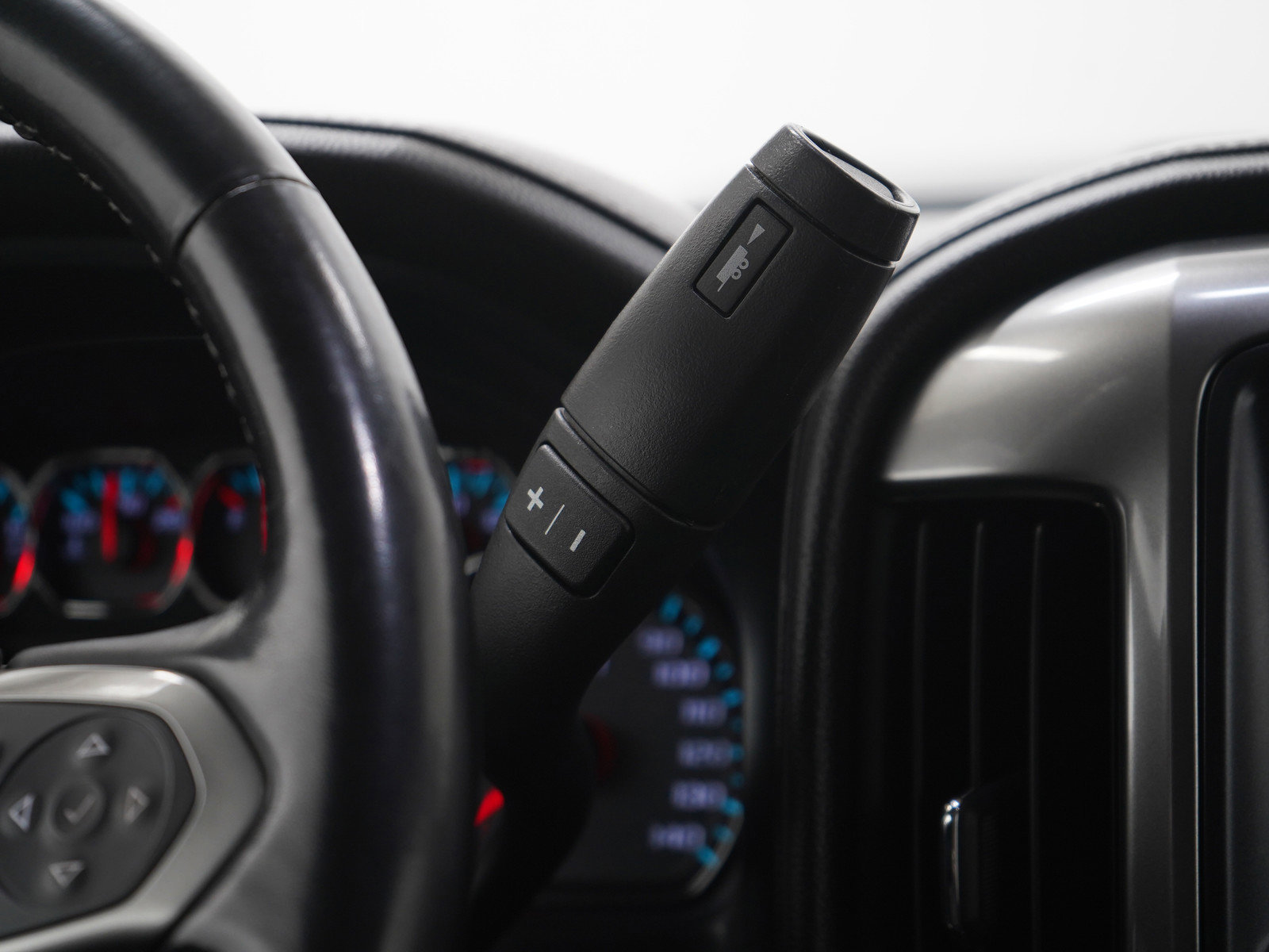 Used 2019 Chevrolet Silverado 3500 LTZ w/ Duramax Plus Package AWD/4WD image 20