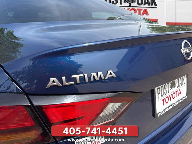 Used 2023 Nissan Altima 2.5 SR FWD image 7