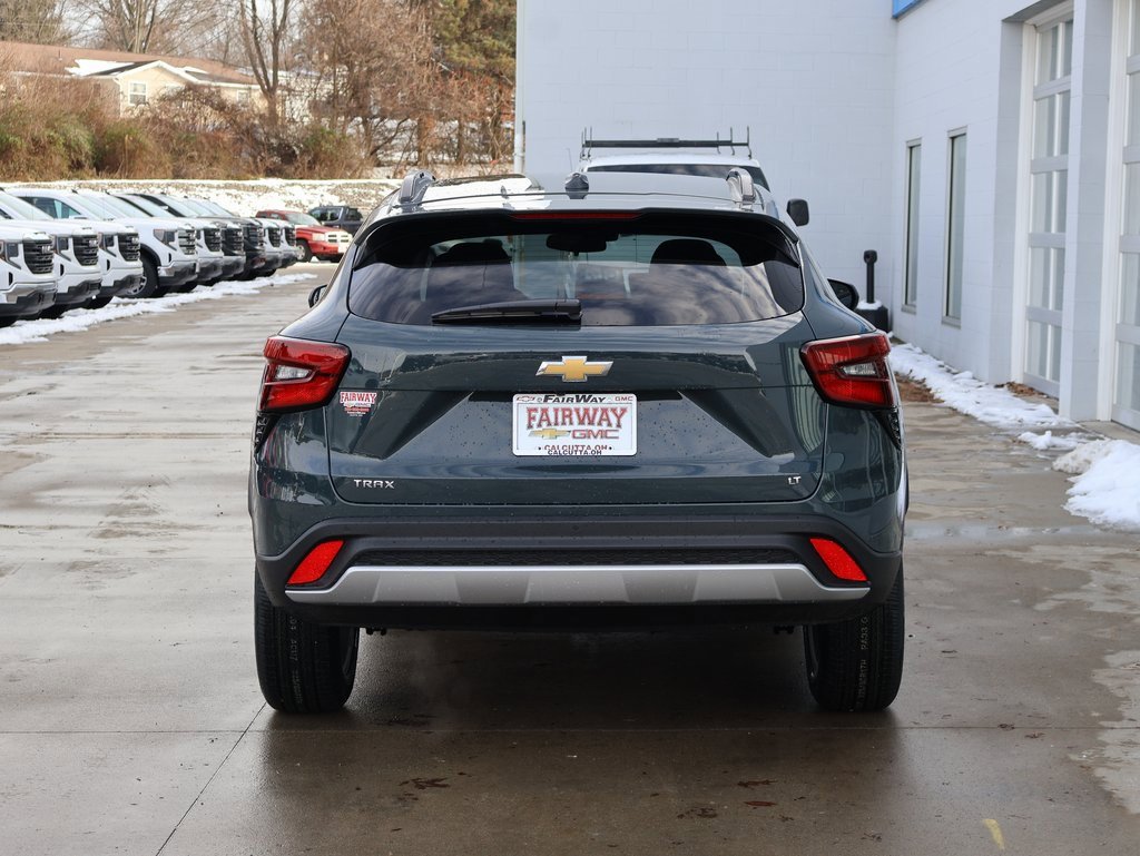New 2026 Chevrolet Trax LT w/ Driver Confidence Package image 9