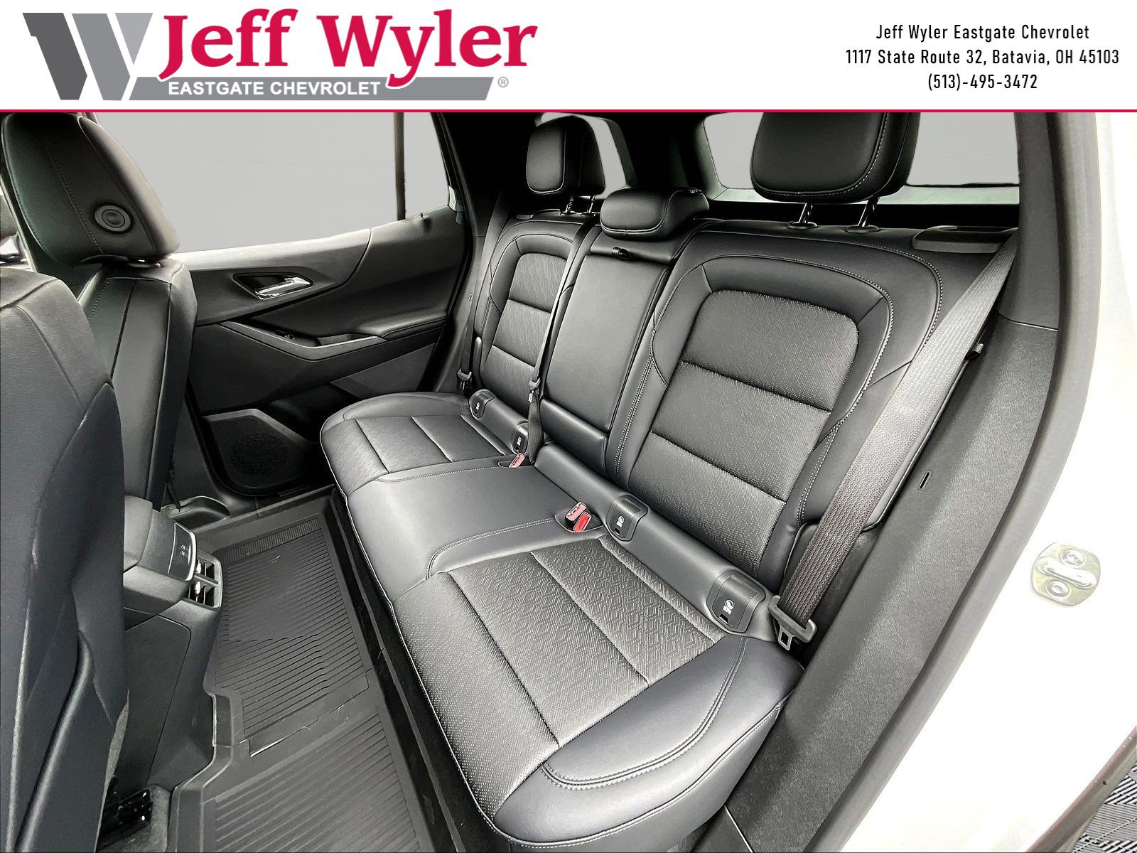 New 2026 Chevrolet Equinox LT w/ Convenience Package II FWD image 17