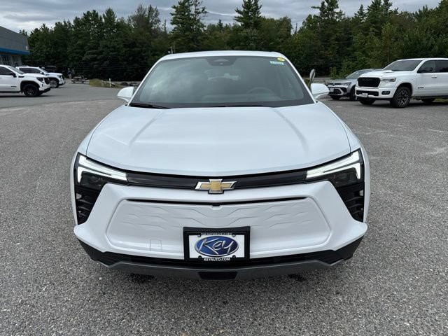 New 2026 Chevrolet Blazer EV LT AWD/4WD image 9