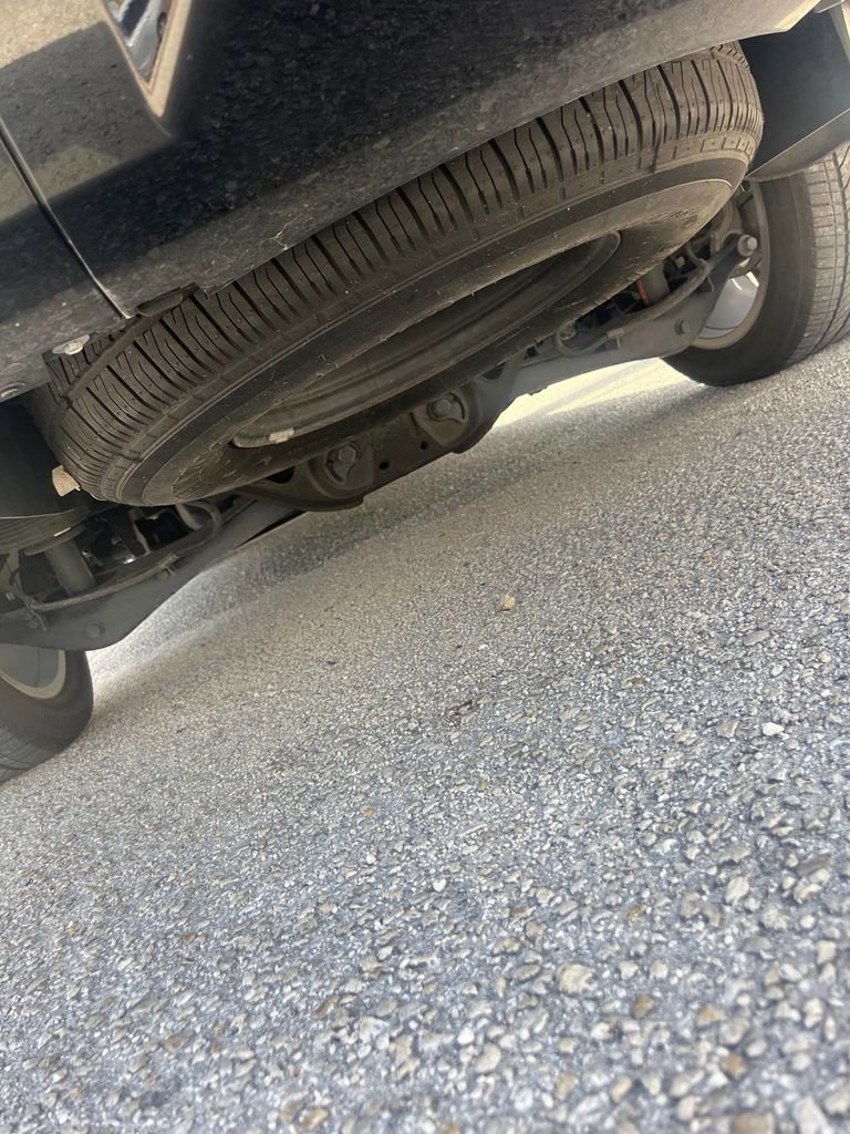 Used 2024 Cadillac Escalade ESV Premium Luxury Platinum image 19