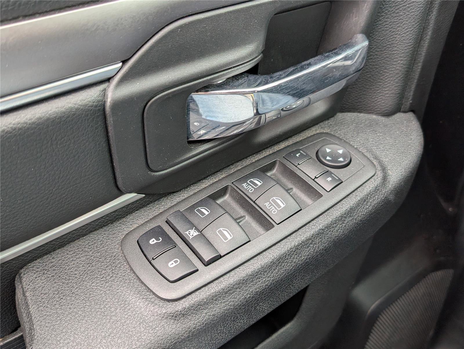 Used 2021 RAM 1500 Classic Warlock w/ Electronics Group image 14