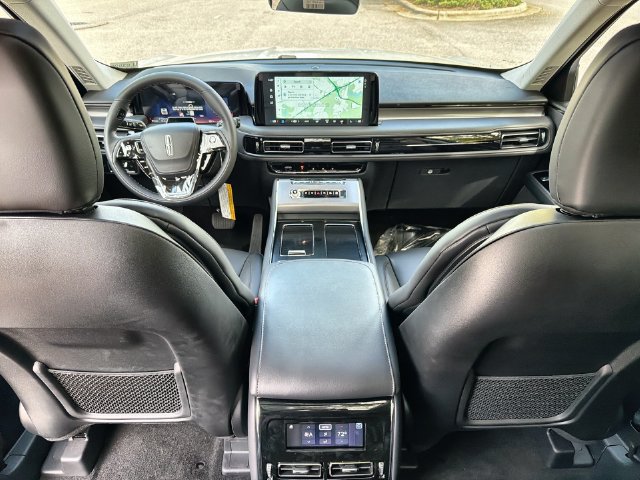 New 2027 Lincoln Aviator AWD w/ Jet Appearance Package image 21