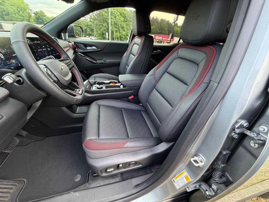 New 2026 Chevrolet Equinox RS w/ Convenience Package III FWD image 18