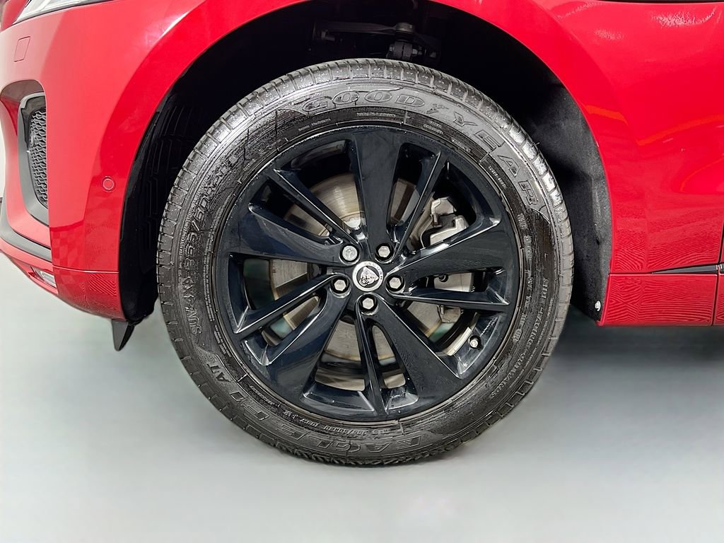 Used 2026 Jaguar F-PACE R-Dynamic S AWD/4WD image 32