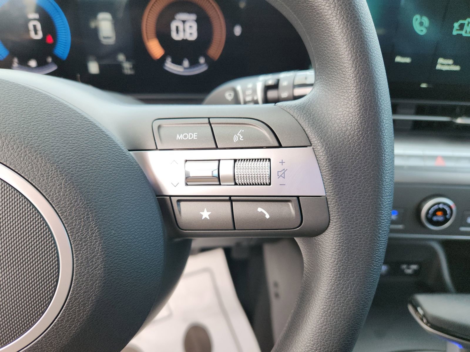 New 2026 Hyundai Kona SE image 24