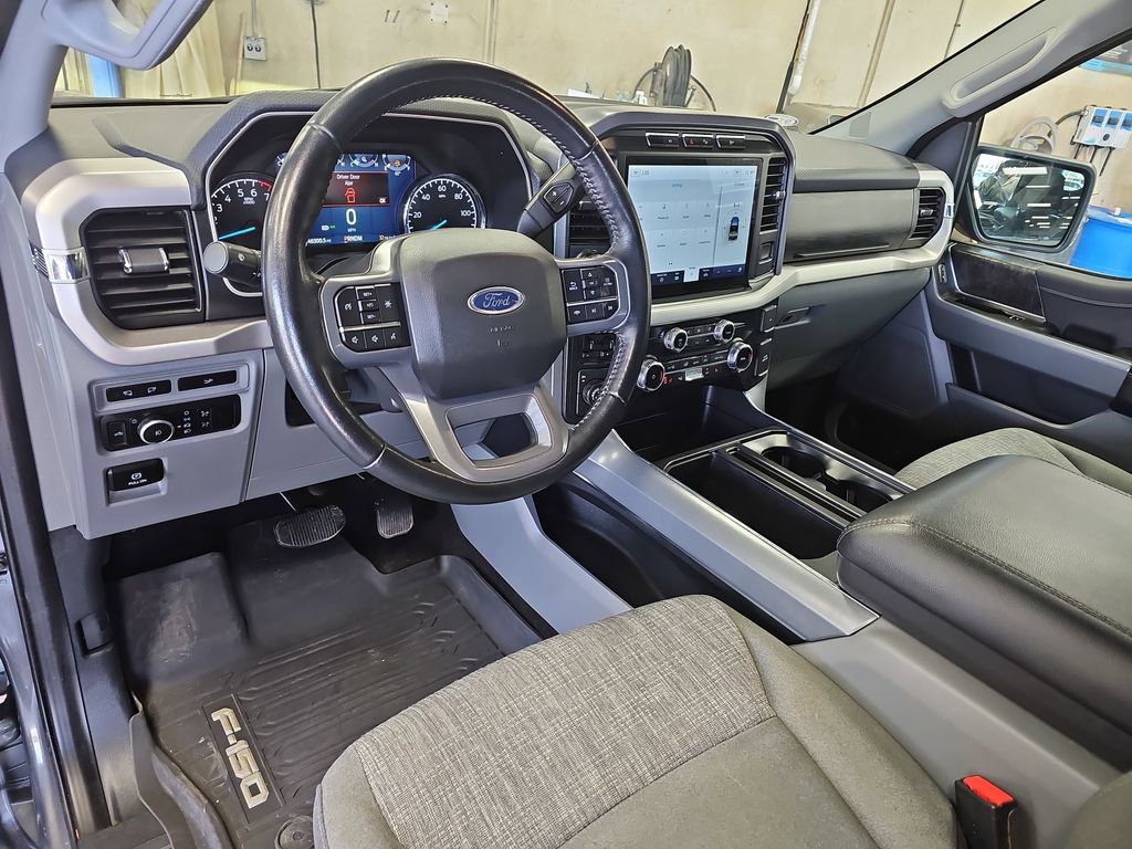 Used 2022 Ford F150 XLT w/ Equipment Group 302A High image 15