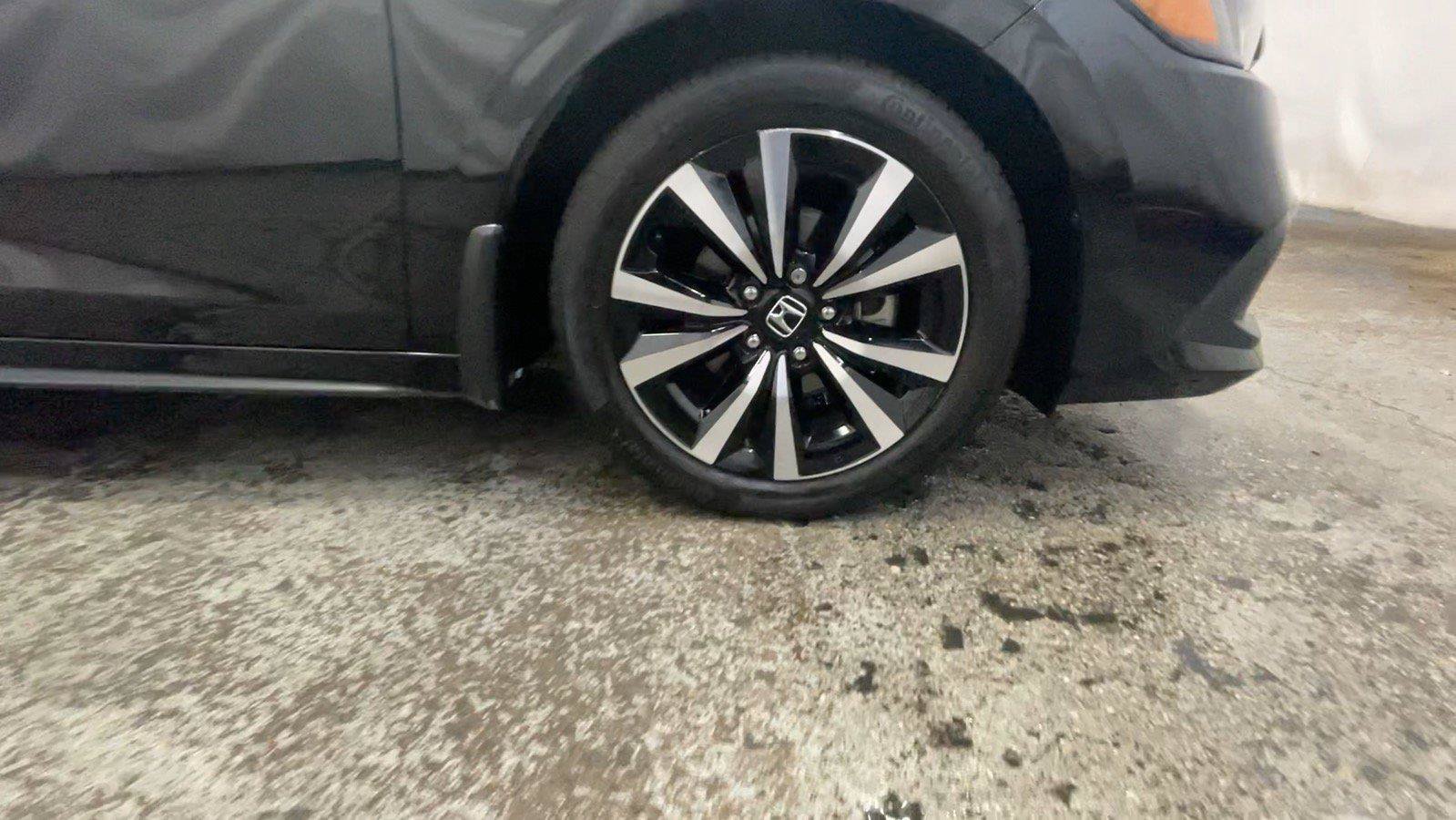 Certified 2024 Honda Civic EX-L image 17