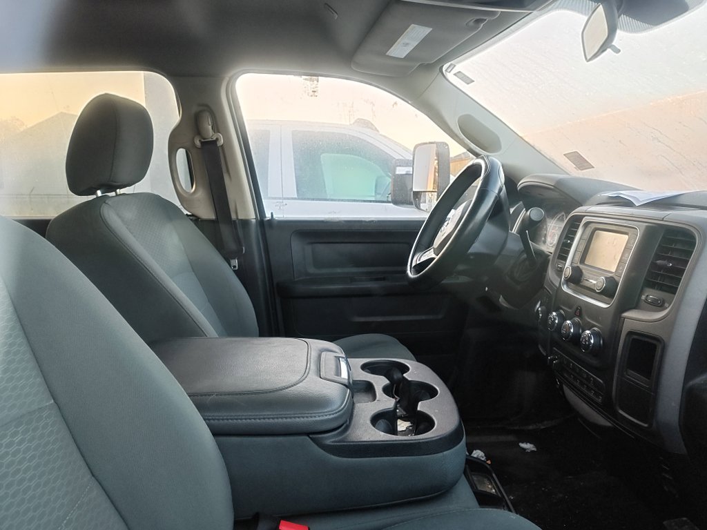 Used 2018 RAM 3500 Tradesman w/ Chrome Appearance Group AWD/4WD image 10
