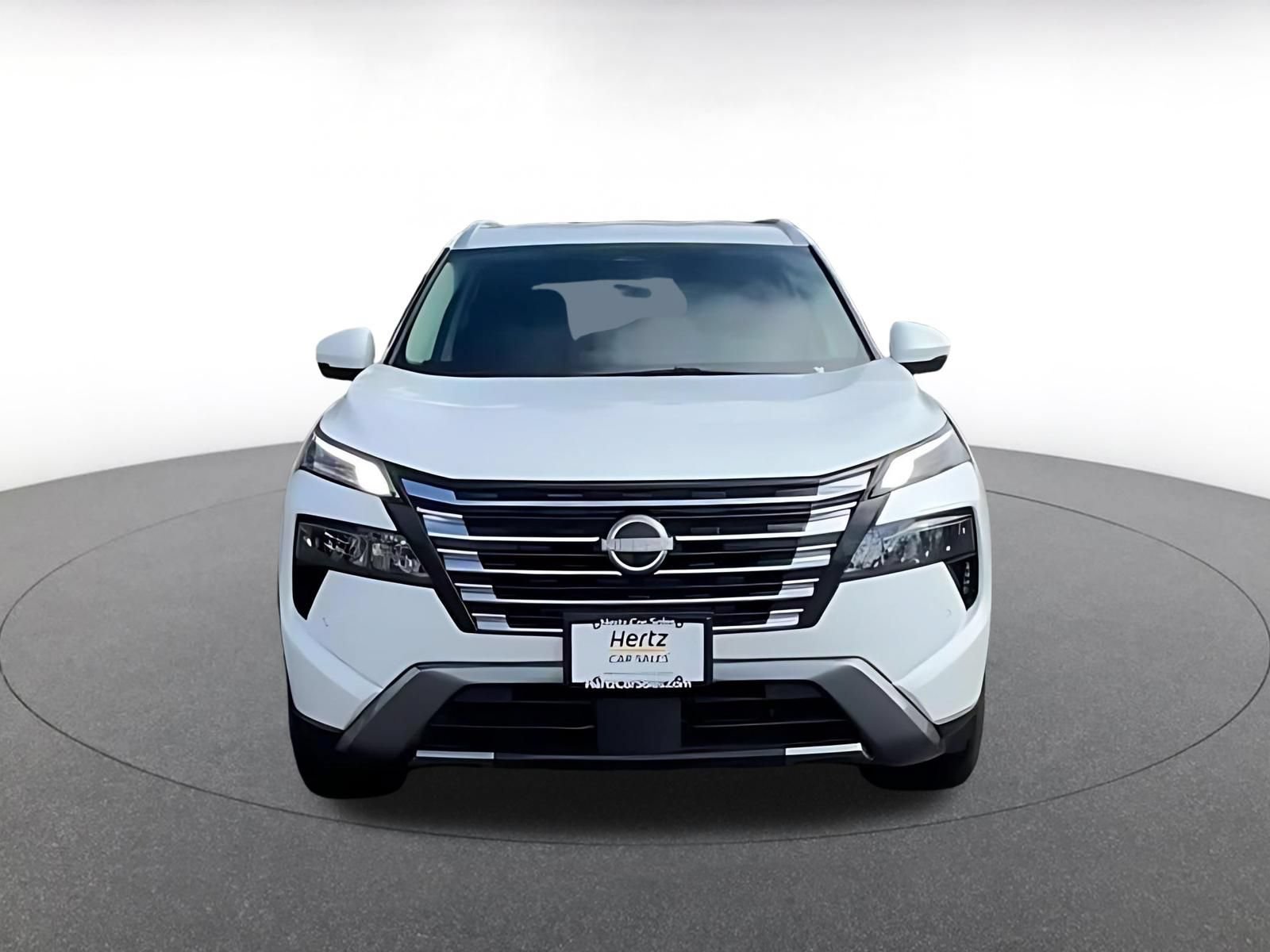 Used 2026 Nissan Rogue SL AWD/4WD image 4