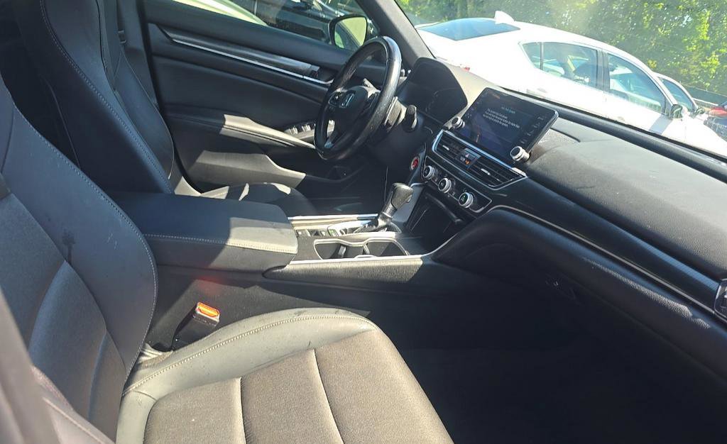 Used 2022 Honda Accord Sport image 11