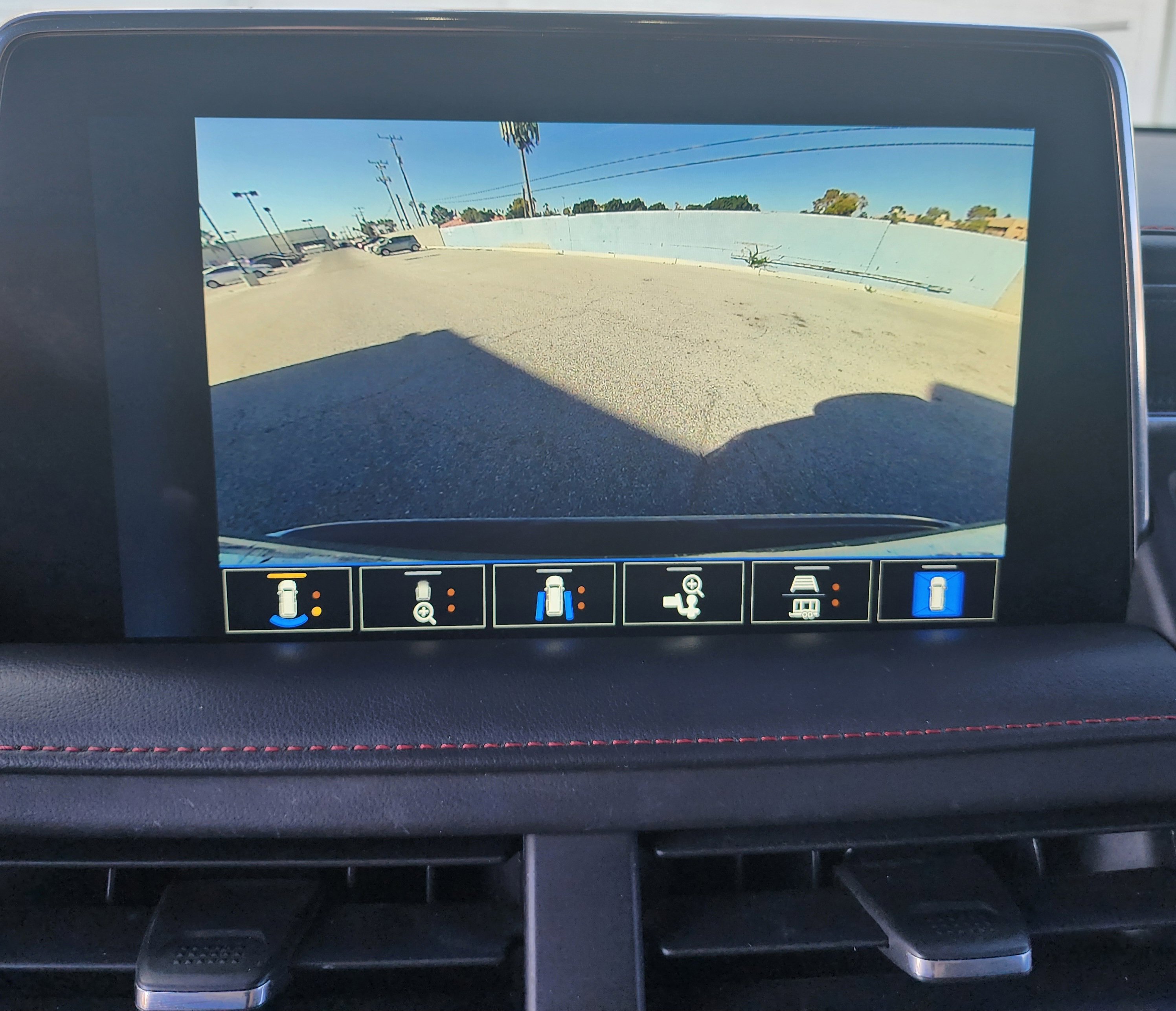 Used 2022 Chevrolet Tahoe RST w/ Luxury Package image 13