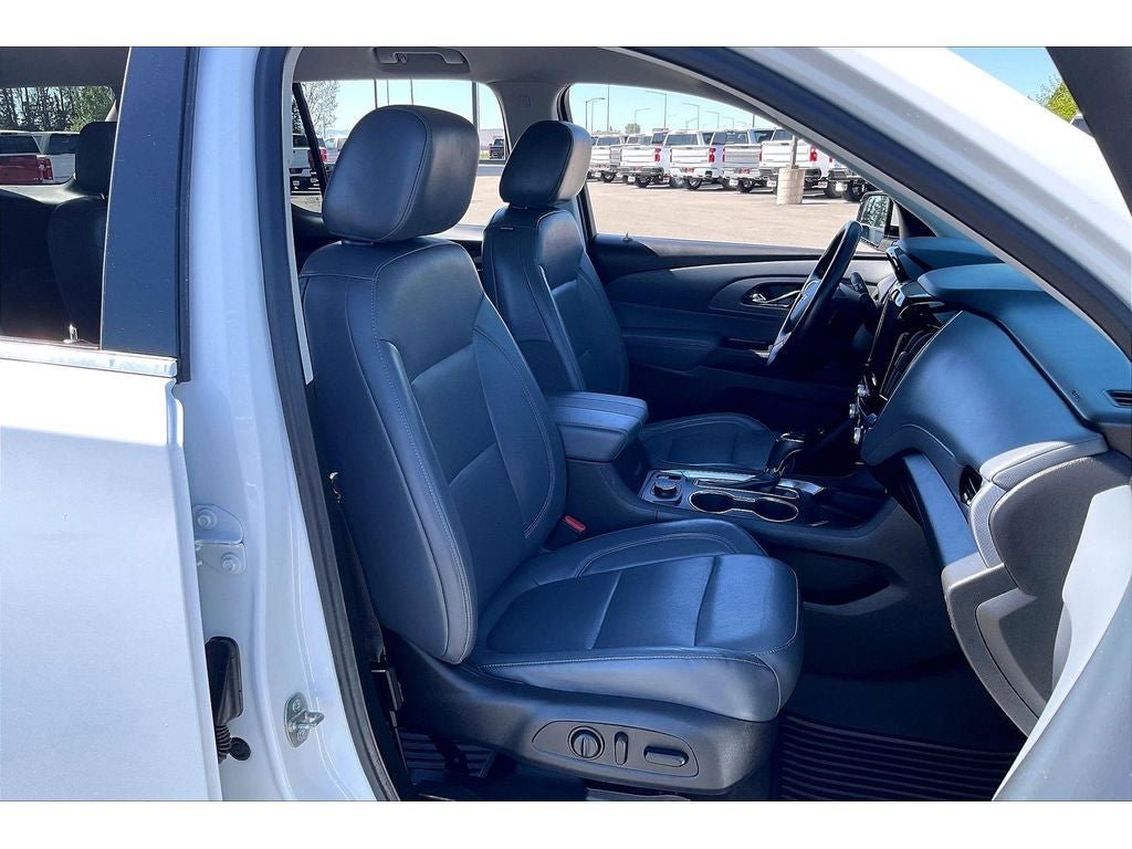 Used 2020 Chevrolet Traverse Premier AWD/4WD image 8