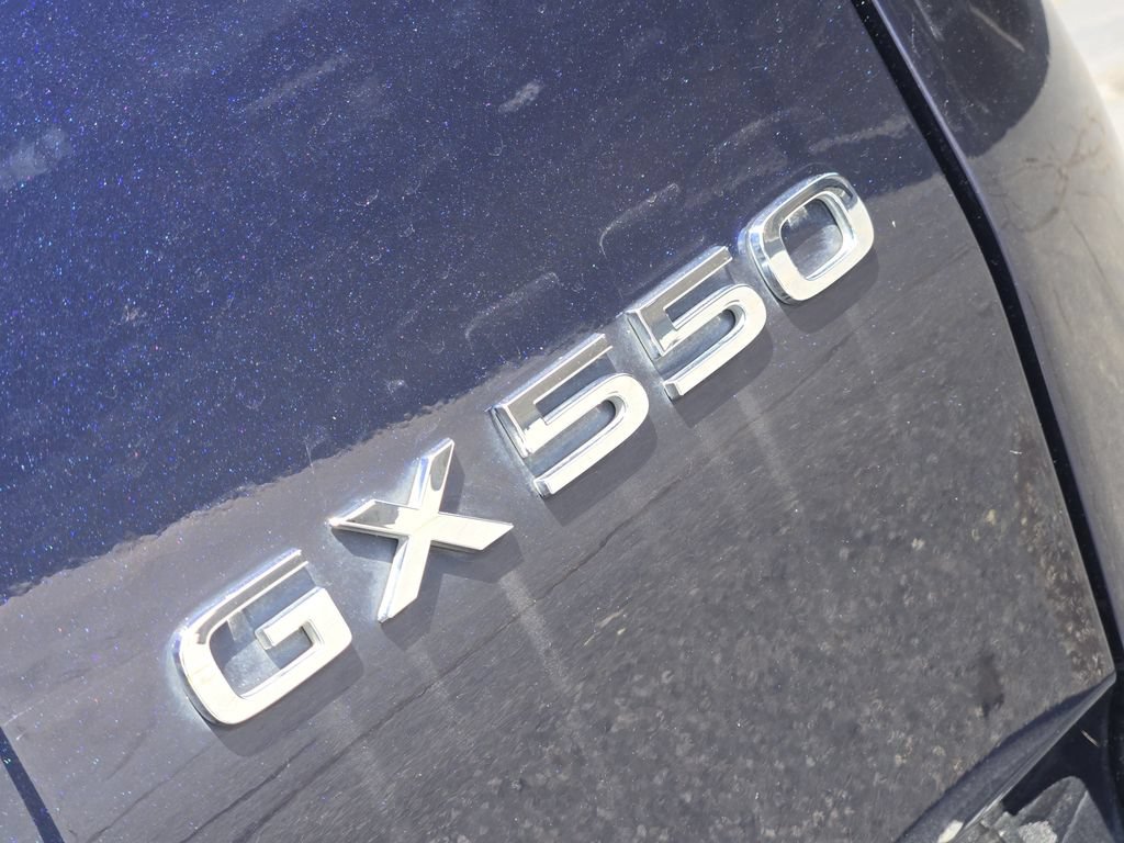 Used 2024 Lexus GX 550 w/ Accessory Package (Z1) AWD/4WD image 11