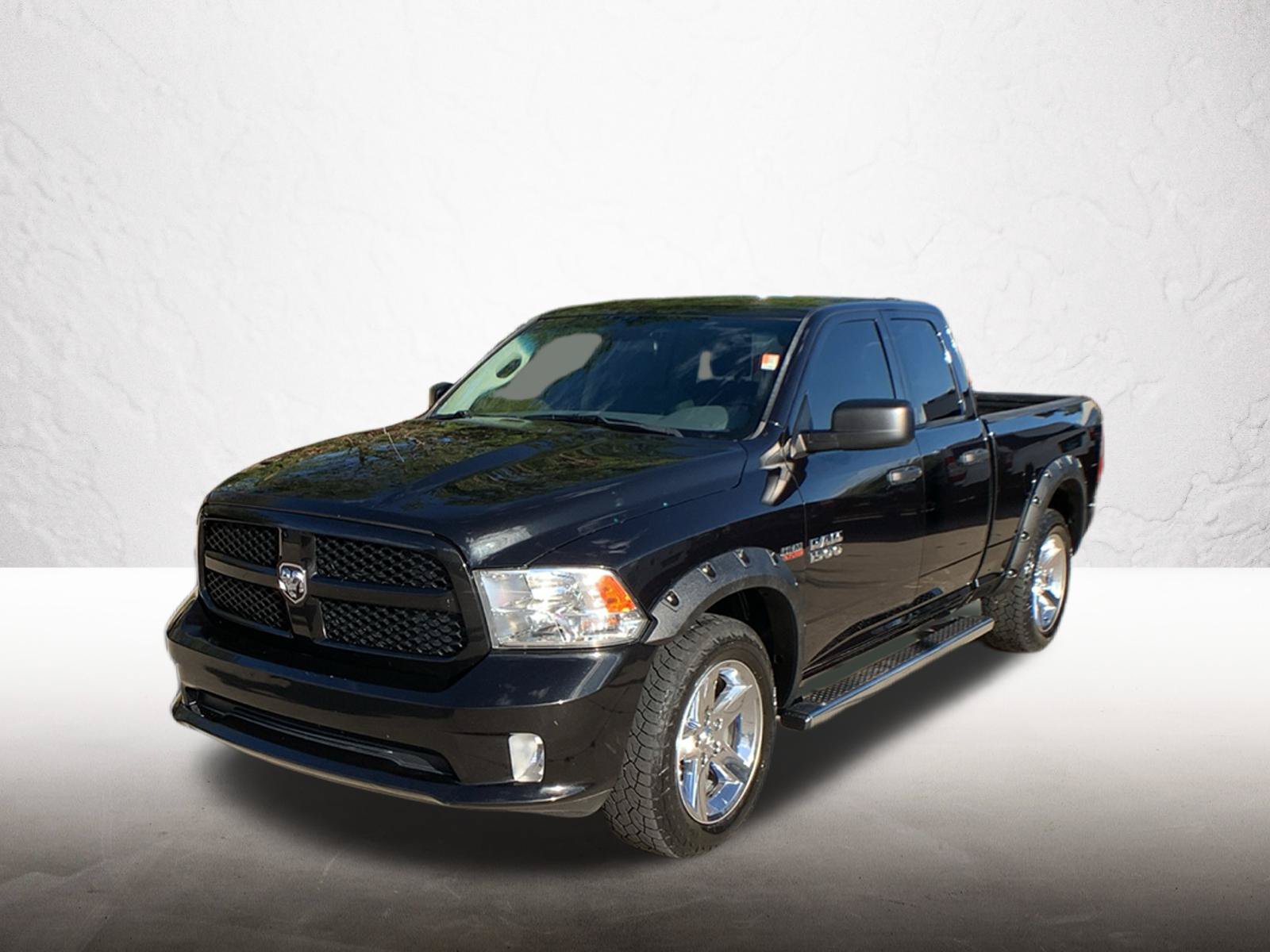 Used 2017 RAM 1500 Express AWD/4WD image 1