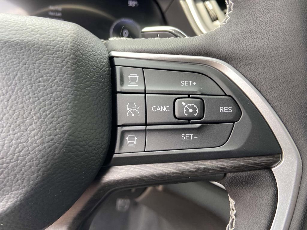 New 2025 Jeep Grand Cherokee L Limited w/ Black Appearance Package image 23