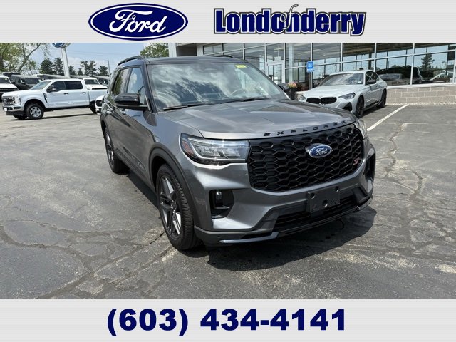 Used 2025 Ford Explorer ST