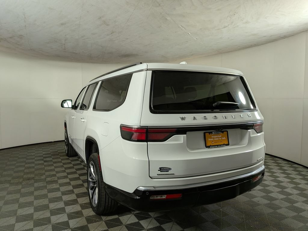 Certified 2023 Jeep Wagoneer L Series III w/ Premium Group I AWD/4WD image 4