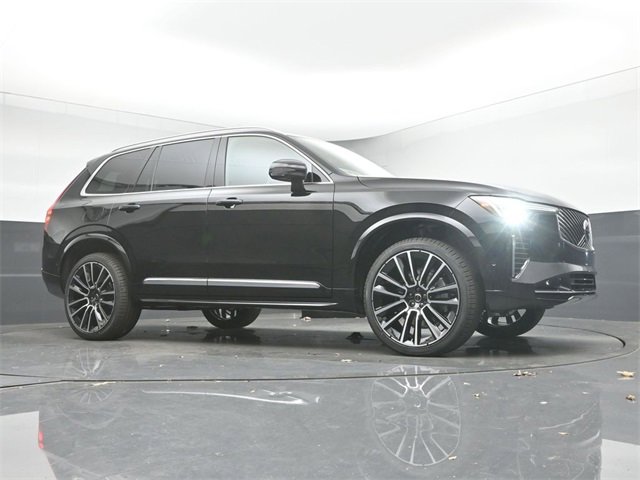New 2026 Volvo XC90 B6 Plus w/ Protection Package Premier image 38