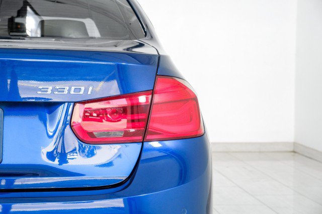 Used 2017 BMW 330i xDrive Sedan AWD/4WD image 62