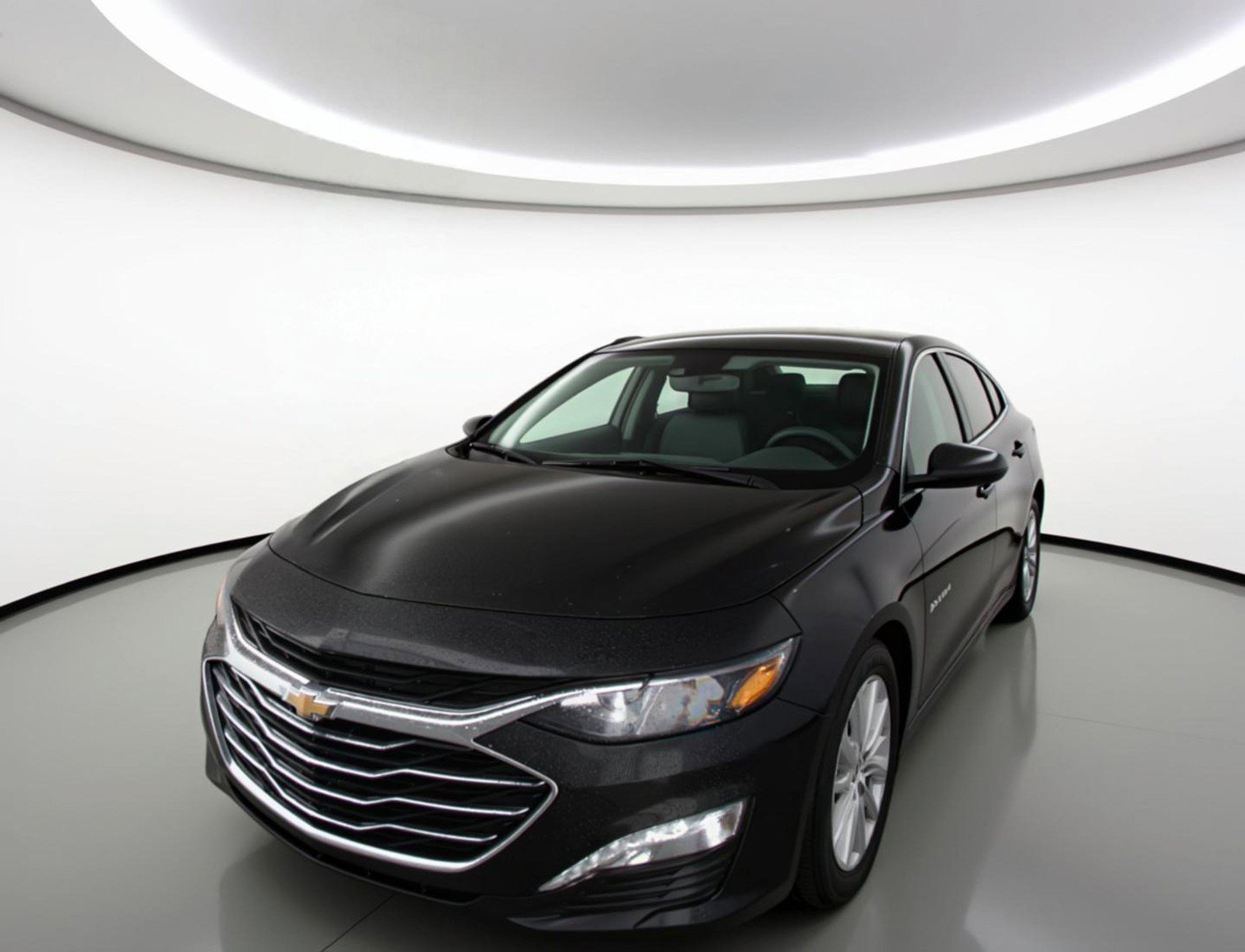 Used 2024 Chevrolet Malibu LT image 3