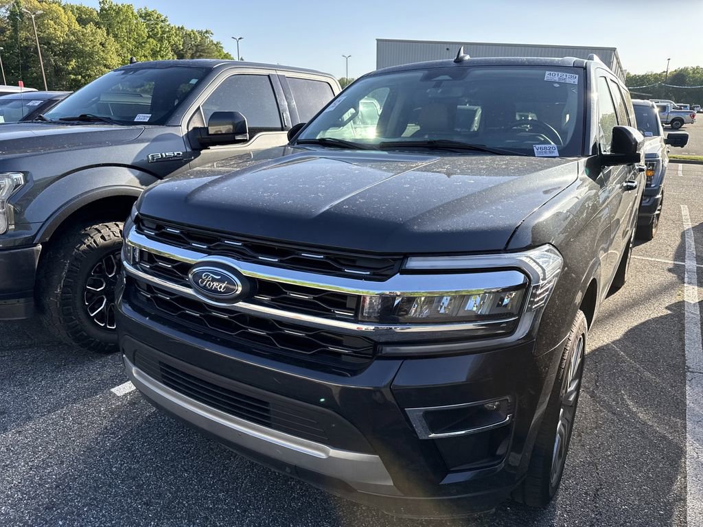 Used 2024 Ford Expedition Max Limited AWD/4WD image 8