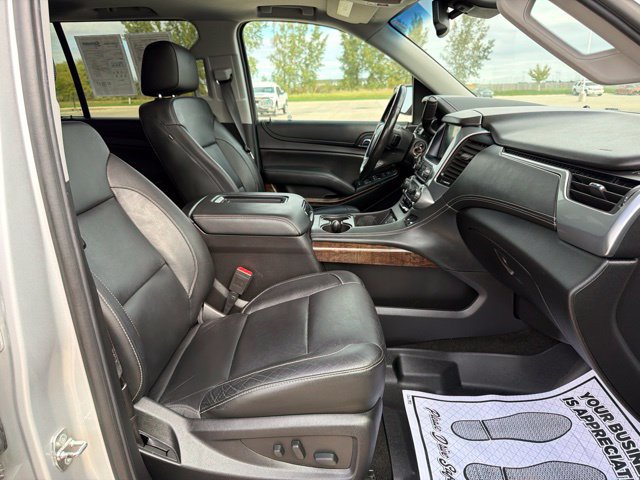 Used 2018 Chevrolet Suburban LT AWD/4WD image 30