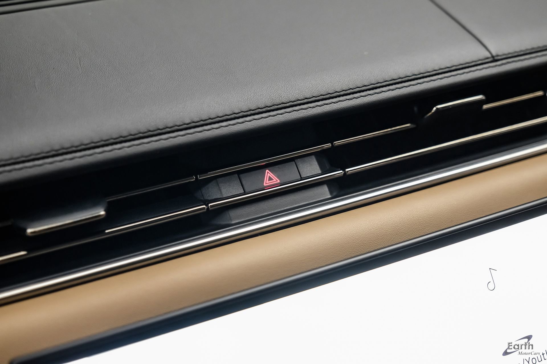 Used 2023 Land Rover Range Rover SE image 62