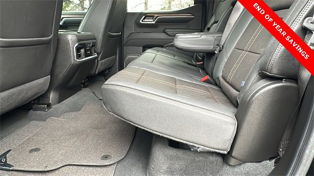 Used 2024 Chevrolet Silverado 1500 High Country w/ Midnight Edition image 21