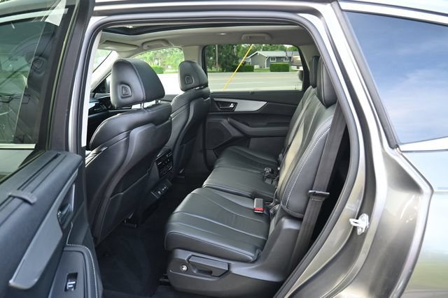 Used 2023 Acura MDX SH-AWD w/ Technology Package image 25