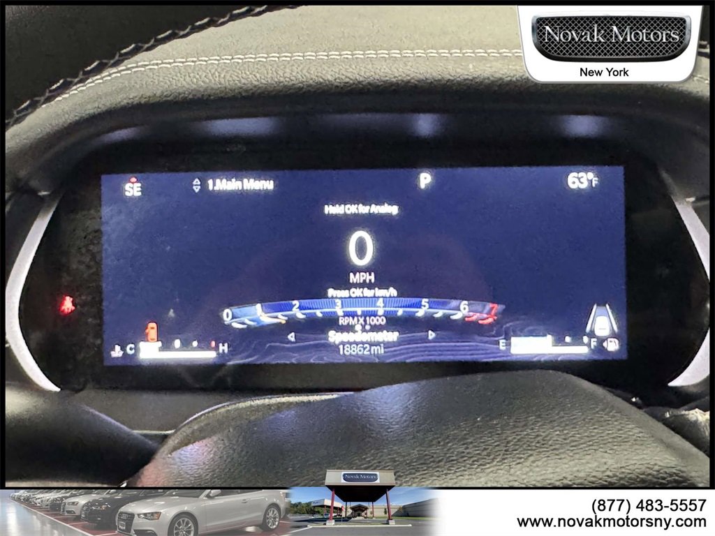 Used 2022 Jeep Grand Cherokee L Limited w/ Black Appearance Package image 19