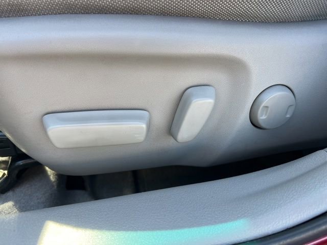 Used 2016 Toyota Camry LE FWD image 24