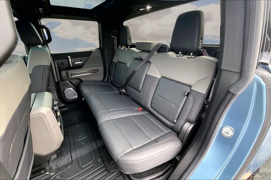 Used 2024 GMC Hummer EV 3X w/ Omega Edition AWD/4WD image 23