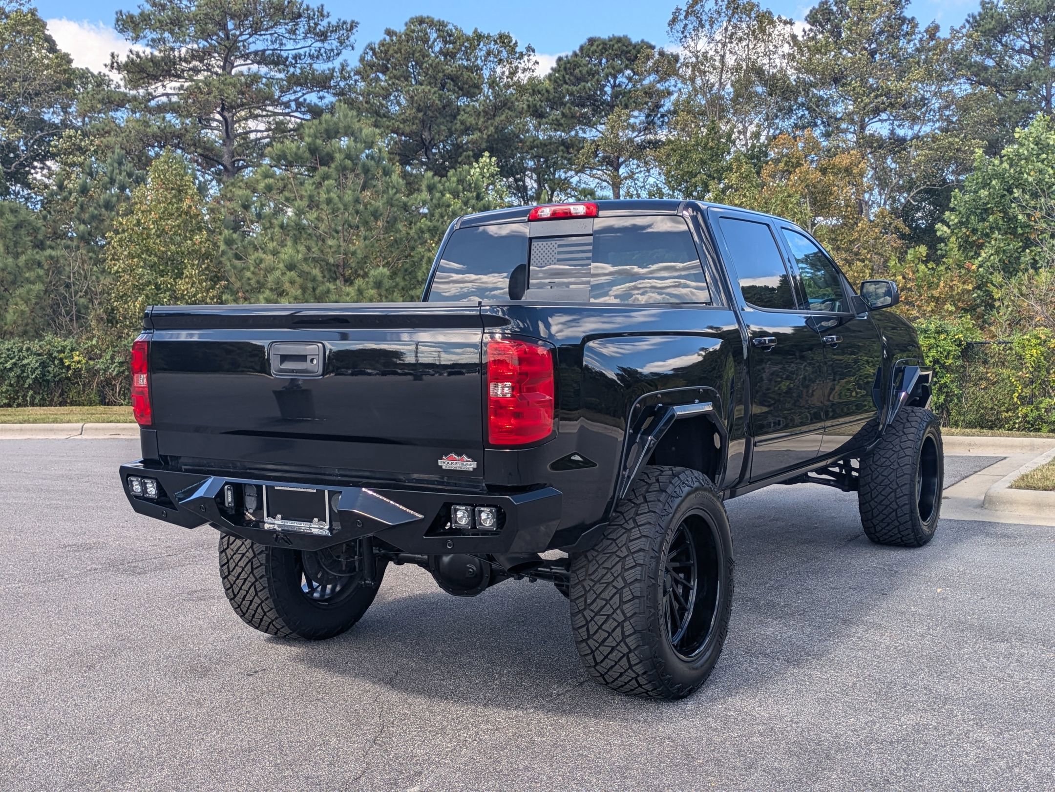 Used 2018 Chevrolet Silverado 1500 LT w/ All Star Edition image 5