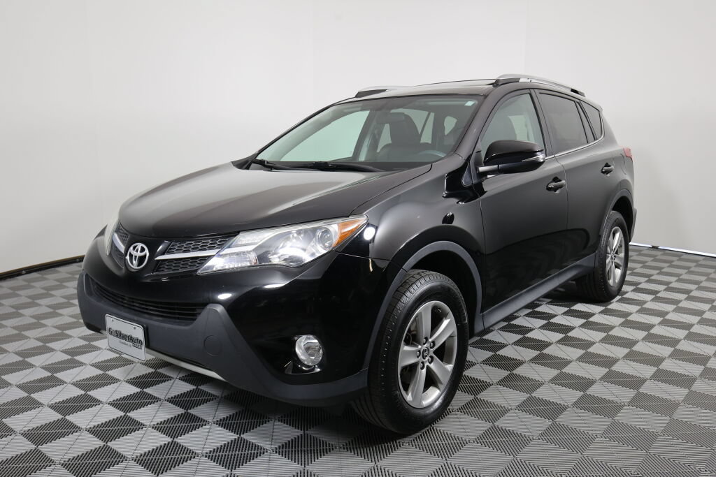 Used 2015 Toyota RAV4 XLE AWD/4WD image 5