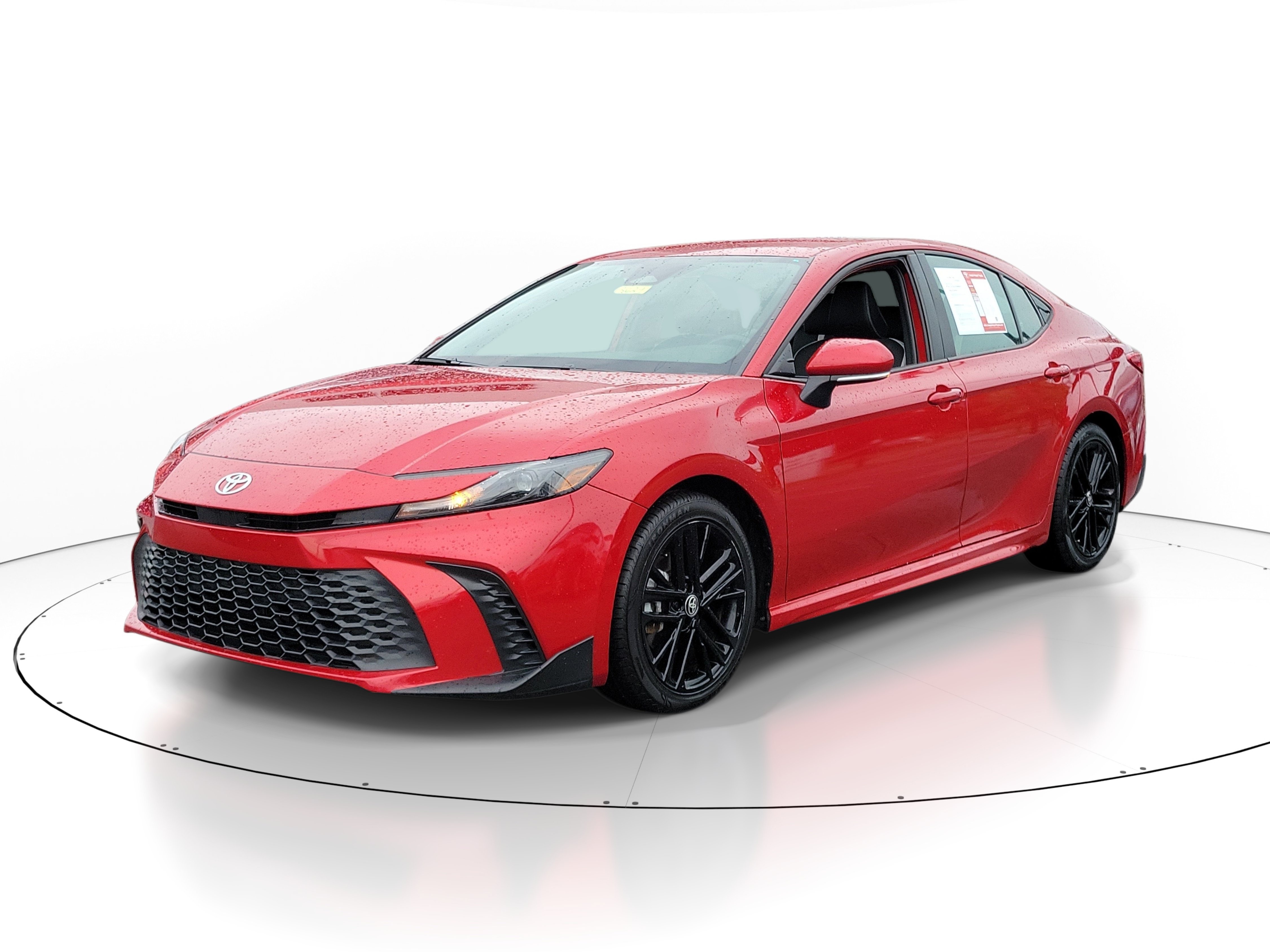 Used 2025 Toyota Camry SE FWD image 2