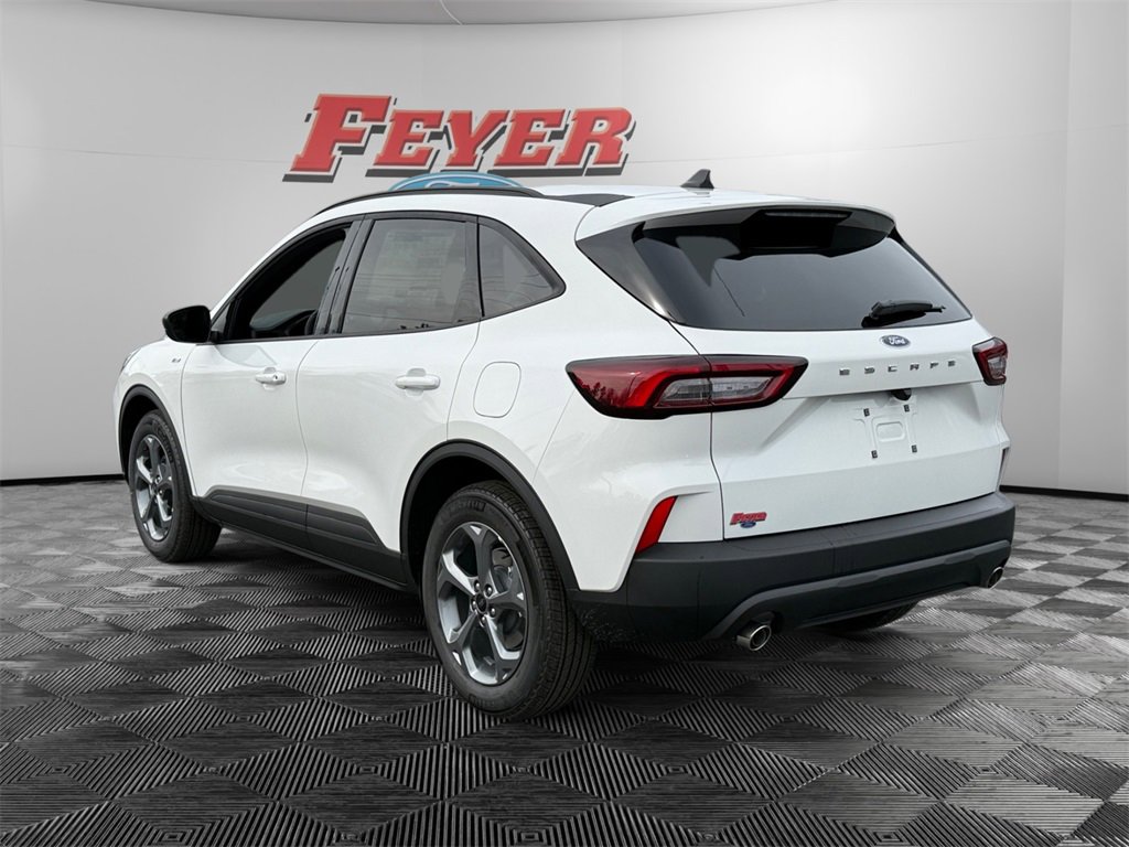 New 2026 Ford Escape ST-Line w/ Cold Weather Package image 5